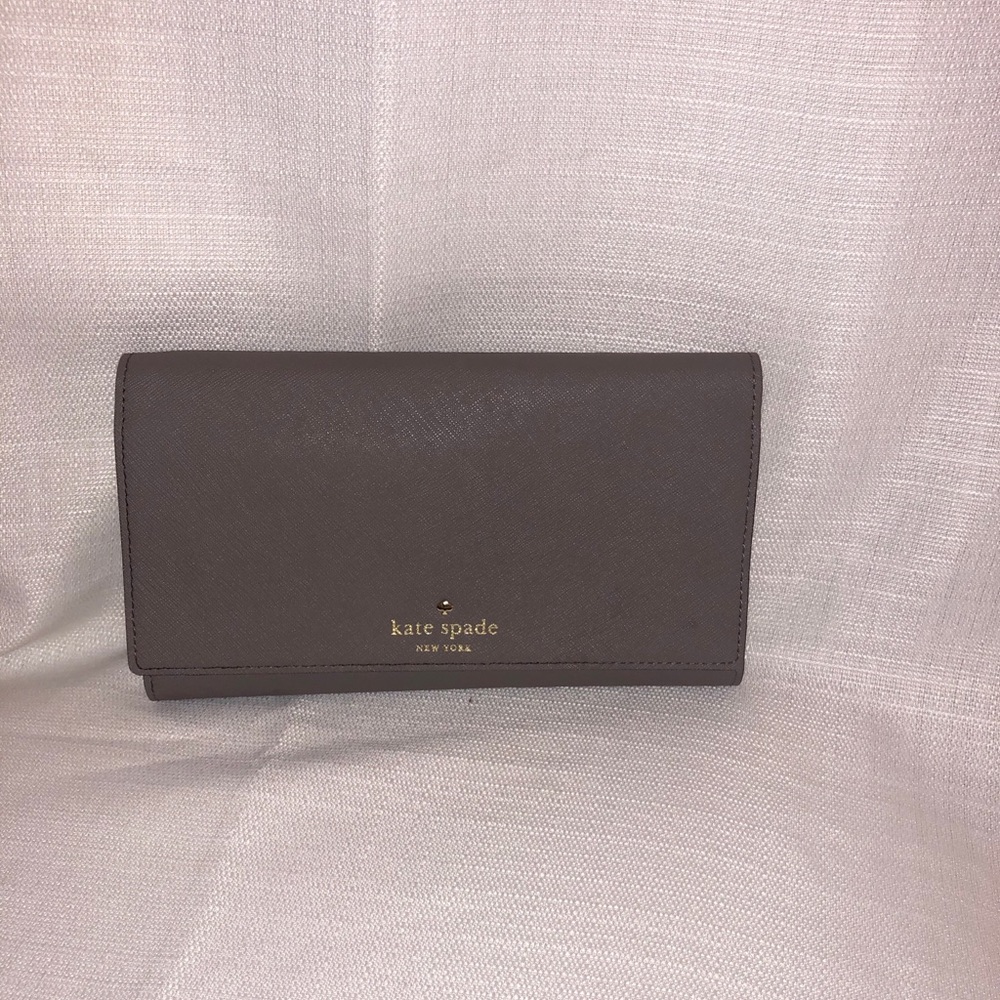 Large Kate Spade Wallet
